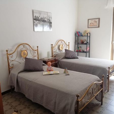 La Casa Di Gb Apartamento Pieve di Teco Exterior foto